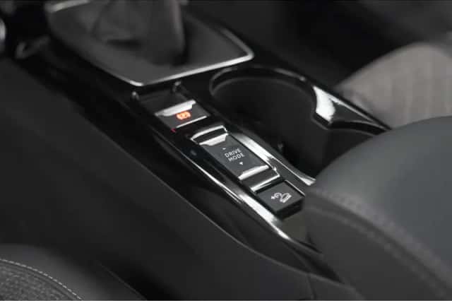 Peugeot 2008 (2025) thumbnail 39