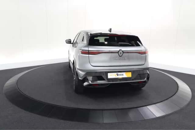 Renault Mégane E-Tech (2023) thumbnail 11