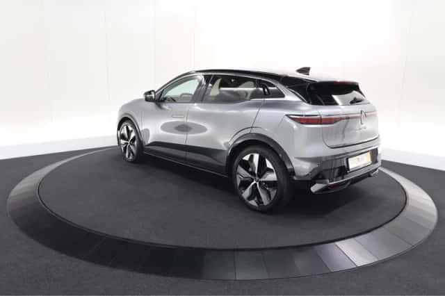 Renault Mégane E-Tech (2023) thumbnail 12