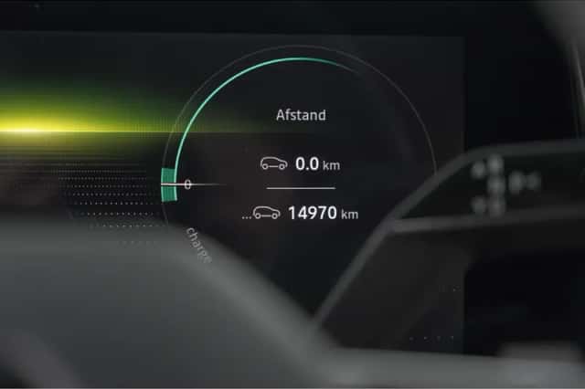 Renault Mégane E-Tech (2023) thumbnail 42