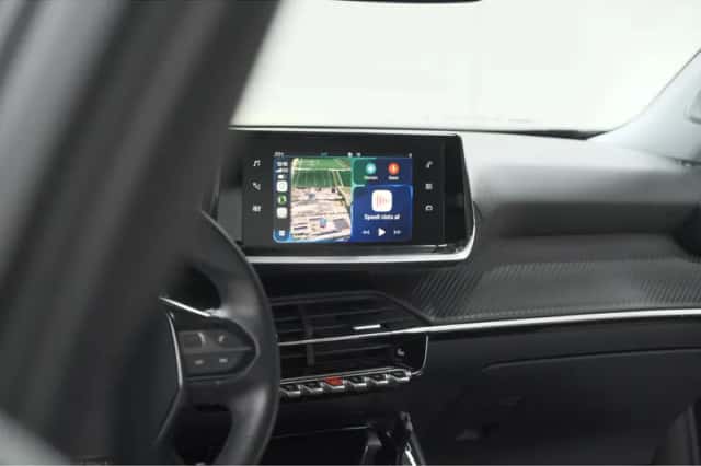 Peugeot 2008 (2020) thumbnail 3