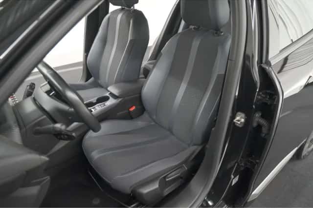 Peugeot 2008 (2020) thumbnail 23