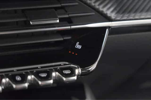 Peugeot 2008 (2020) thumbnail 38