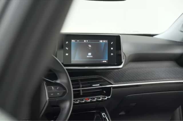 Peugeot 2008 (2020) thumbnail 42