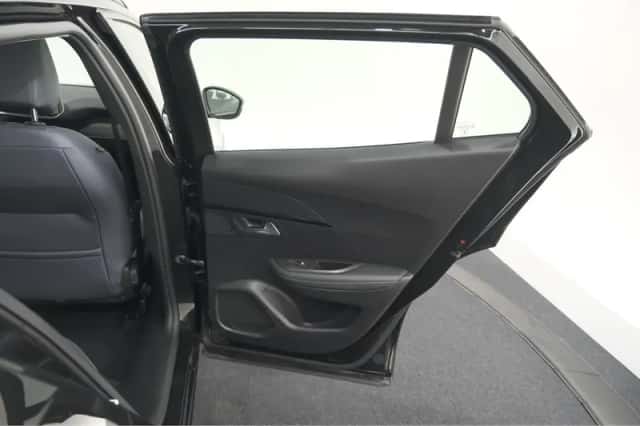 Peugeot 2008 (2020) thumbnail 51