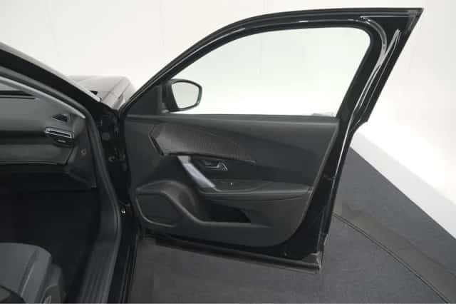 Peugeot 2008 (2020) thumbnail 52
