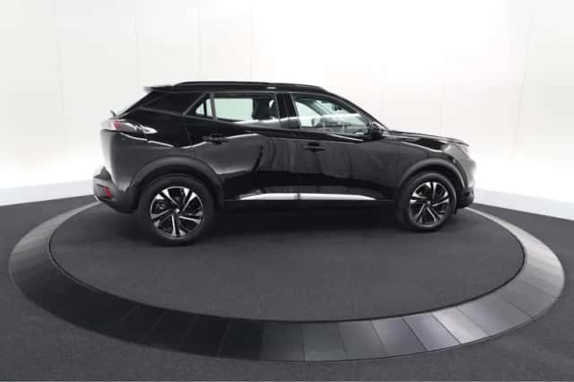 Peugeot 2008 (2020) thumbnail 9
