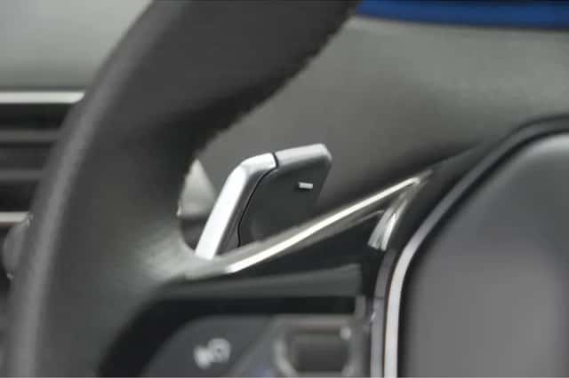 Peugeot 3008 (2023) thumbnail 33