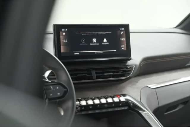 Peugeot 3008 (2023) thumbnail 53