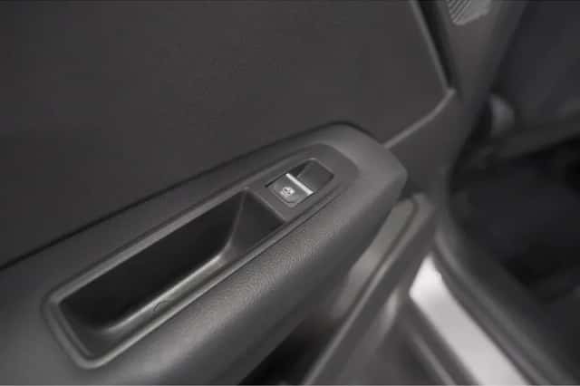 Renault Captur (2025) thumbnail 25
