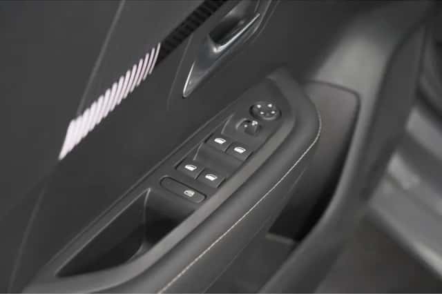 Peugeot 208 (2025) thumbnail 21