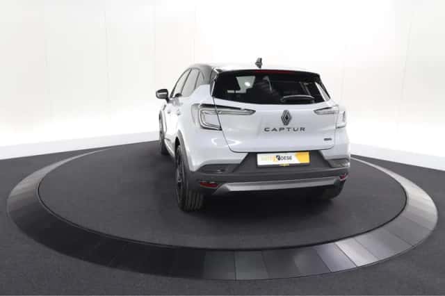Renault Captur (2025) thumbnail 11