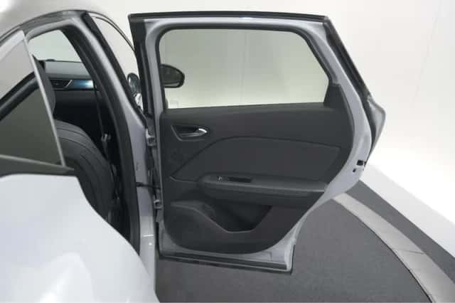 Renault Captur (2025) thumbnail 64