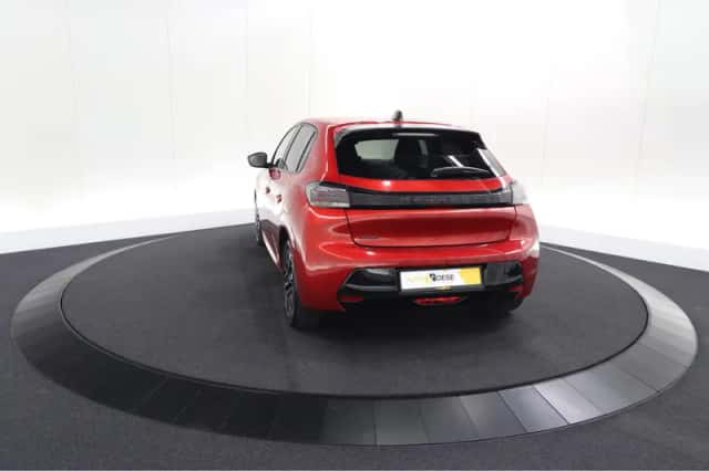 Peugeot 208 (2024) thumbnail 11