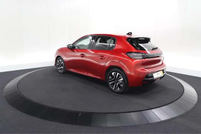 Peugeot 208 (2024) thumbnail 12