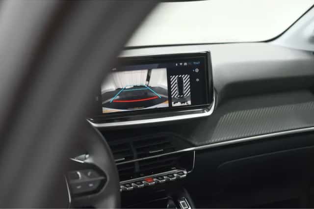Peugeot 208 (2024) thumbnail 14