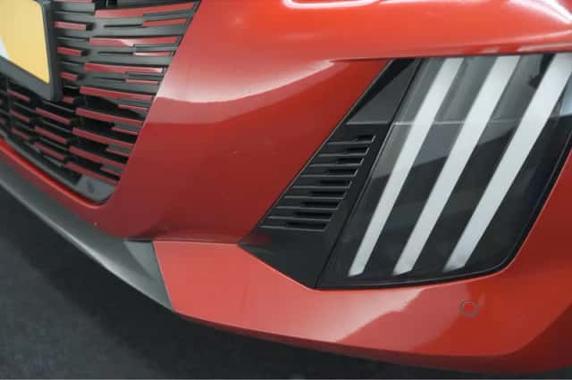 Peugeot 208 (2024) thumbnail 16