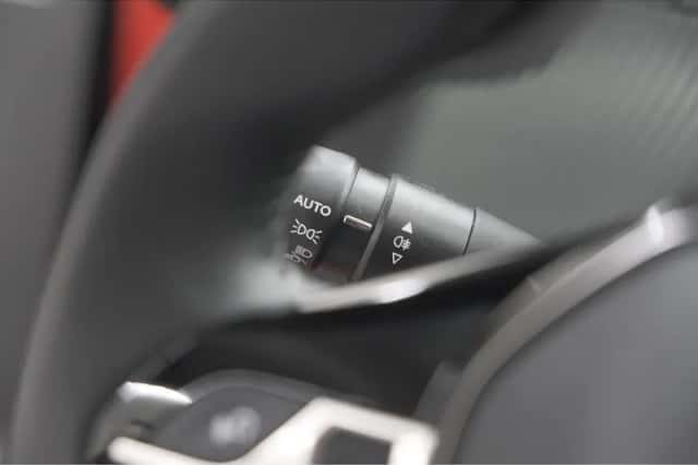 Peugeot 208 (2024) thumbnail 31