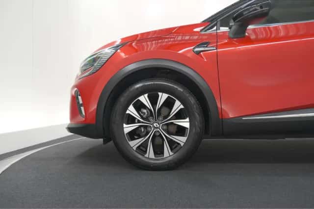 Renault Captur (2024) thumbnail 17