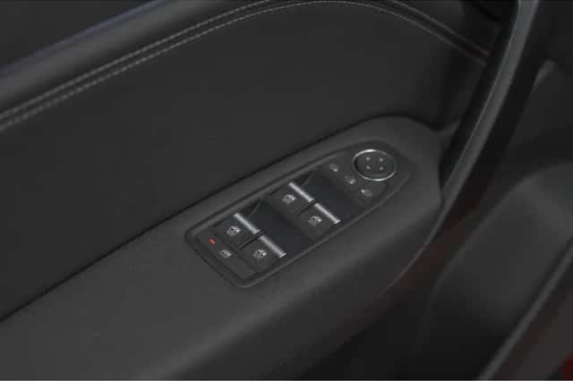 Renault Captur (2024) thumbnail 22