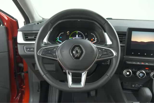 Renault Captur (2024) thumbnail 28