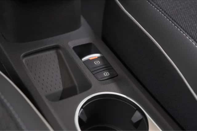 Renault Captur (2024) thumbnail 39