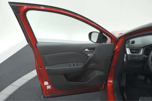 Renault Captur (2024) thumbnail 68