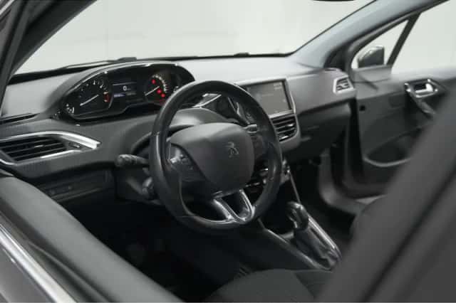 Peugeot 208 (2019) thumbnail 2