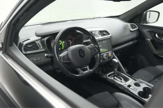 Renault Kadjar (2021) thumbnail 2