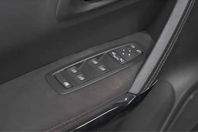 Renault Kadjar (2021) thumbnail 24
