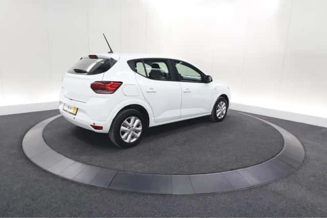 Dacia Sandero (2024) thumbnail 5