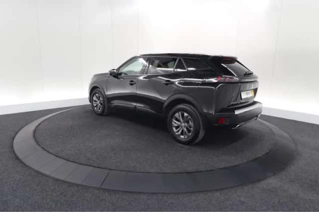 Peugeot 2008 (2023) thumbnail 13