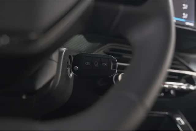 Peugeot 2008 (2023) thumbnail 16