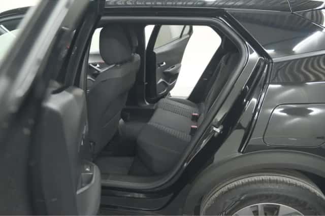 Peugeot 2008 (2023) thumbnail 25