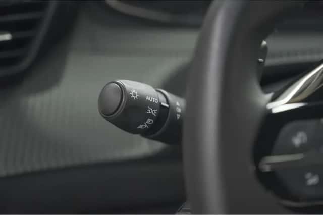 Peugeot 2008 (2023) thumbnail 33