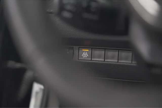 Peugeot 2008 (2023) thumbnail 36