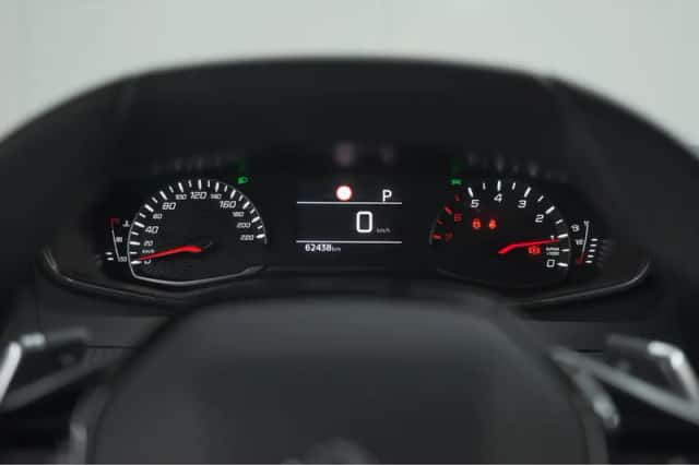 Peugeot 2008 (2023) thumbnail 37