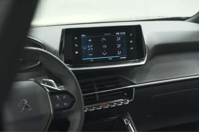 Peugeot 2008 (2023) thumbnail 48