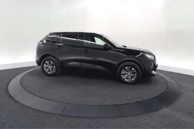 Peugeot 2008 (2023) thumbnail 8