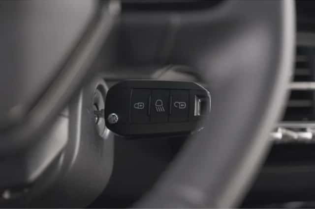 Peugeot 2008 (2025) thumbnail 15