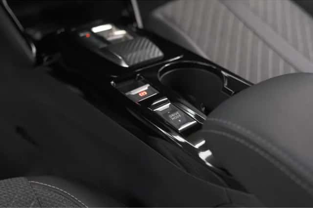 Peugeot 2008 (2025) thumbnail 42