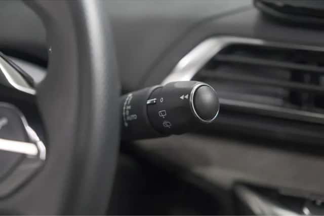 Peugeot 3008 (2023) thumbnail 35