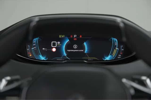 Peugeot 3008 (2023) thumbnail 37
