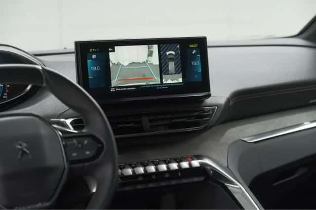 Peugeot 3008 (2023) thumbnail 52