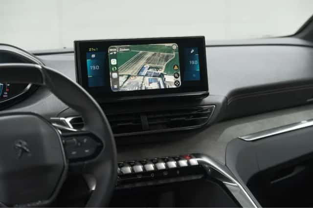Peugeot 3008 (2023) thumbnail 54