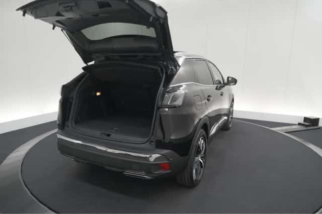 Peugeot 3008 (2023) thumbnail 57