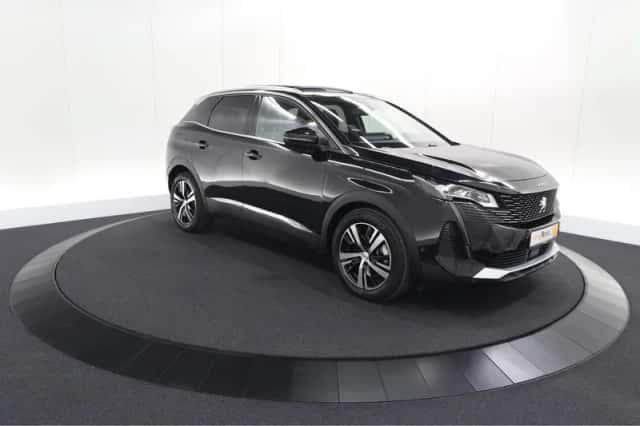 Peugeot 3008 (2023) thumbnail 7