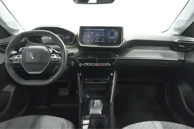 Peugeot 208 (2025) thumbnail 2