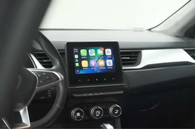 Renault Captur (2022) thumbnail 6