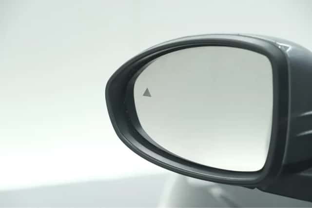 Fiat 500 (2023) thumbnail 4